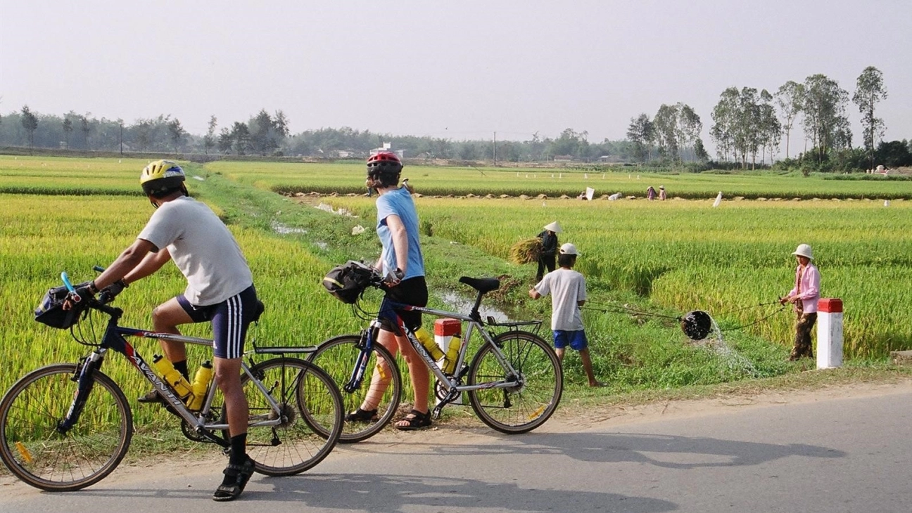 Vietnam Highlands to Laos Bike Tour: Conquering the Annamite Spine on Two Wheels
